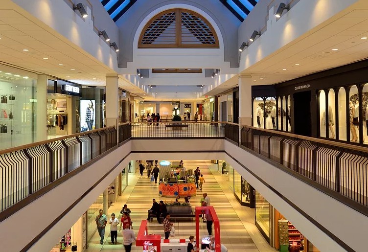 購物中心自動扶梯設計