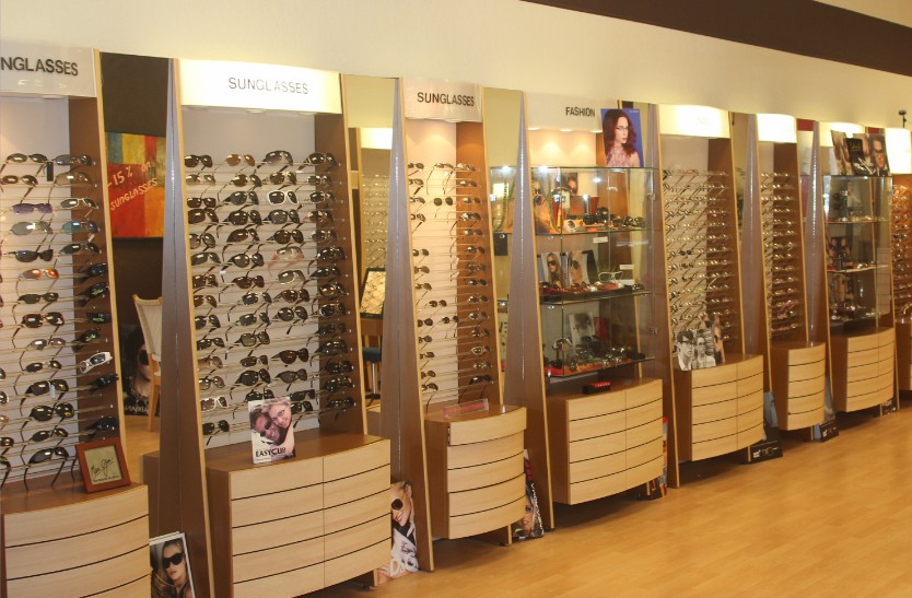 大型品牌眼鏡店裝修設計