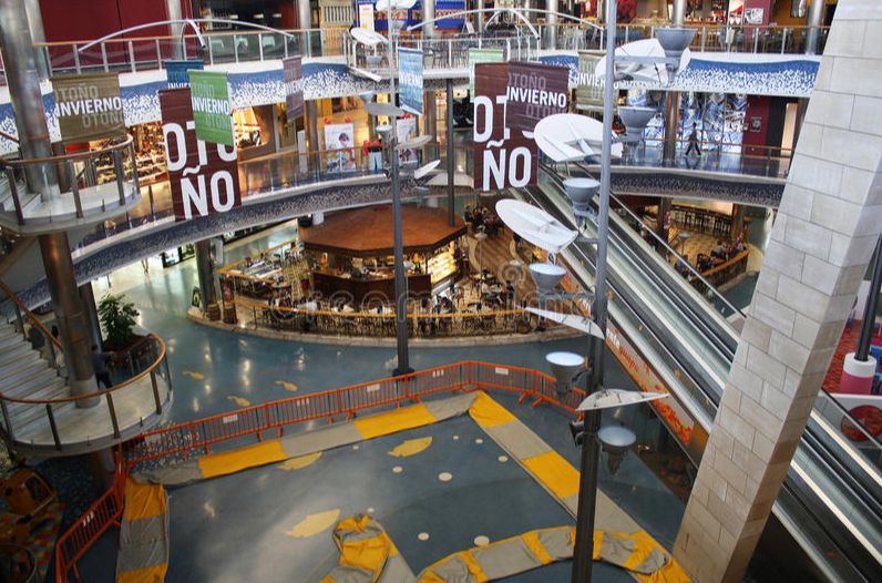 大型商場中庭空間設計